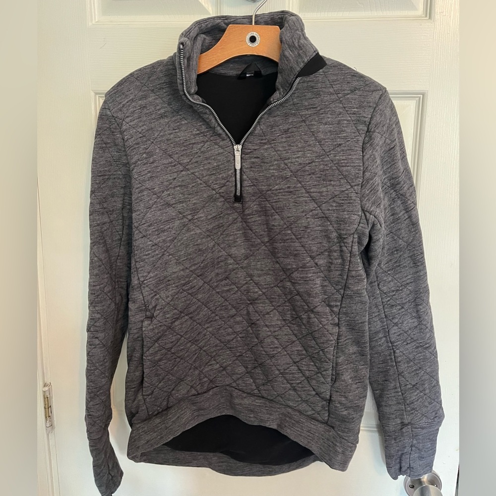 Lululemon pull over